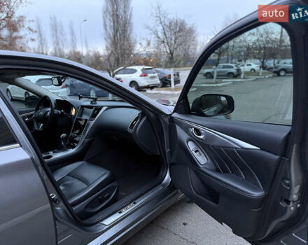 Серый Инфинити Q50, объемом двигателя 1.99 л и пробегом 180 тыс. км за 13900 $, фото 10 на Automoto.ua
