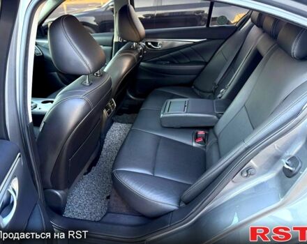 Серый Инфинити Q50, объемом двигателя 2.2 л и пробегом 137 тыс. км за 16999 $, фото 7 на Automoto.ua