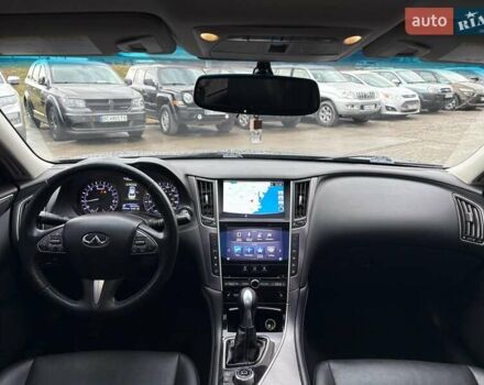 Сірий Інфініті Q50, об'ємом двигуна 3 л та пробігом 205 тис. км за 11450 $, фото 39 на Automoto.ua