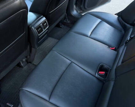 Сірий Інфініті Q50, об'ємом двигуна 3 л та пробігом 177 тис. км за 12999 $, фото 13 на Automoto.ua