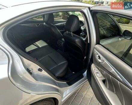 Сірий Інфініті Q50, об'ємом двигуна 1.99 л та пробігом 126 тис. км за 12700 $, фото 24 на Automoto.ua