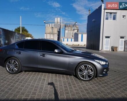 Серый Инфинити Q50, объемом двигателя 2.2 л и пробегом 203 тыс. км за 14500 $, фото 4 на Automoto.ua