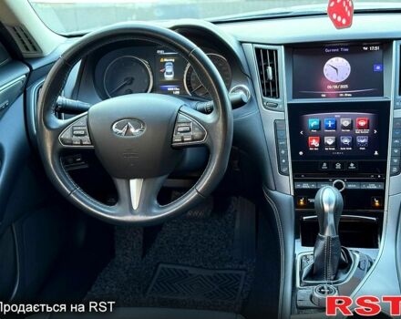 Серый Инфинити Q50, объемом двигателя 2.2 л и пробегом 137 тыс. км за 16999 $, фото 3 на Automoto.ua