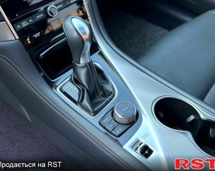 Серый Инфинити Q50, объемом двигателя 2.2 л и пробегом 137 тыс. км за 16999 $, фото 5 на Automoto.ua