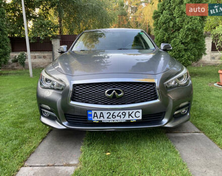 Серый Инфинити Q50, объемом двигателя 3 л и пробегом 123 тыс. км за 17300 $, фото 5 на Automoto.ua