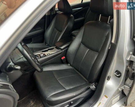 Сірий Інфініті Q50, об'ємом двигуна 3 л та пробігом 168 тис. км за 11000 $, фото 9 на Automoto.ua