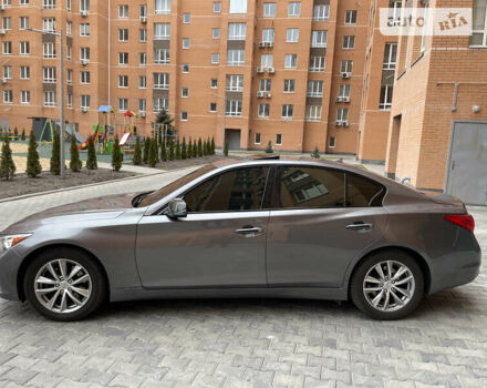 Сірий Інфініті Q50, об'ємом двигуна 3 л та пробігом 125 тис. км за 17000 $, фото 1 на Automoto.ua