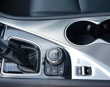 Серый Инфинити Q50, объемом двигателя 3 л и пробегом 86 тыс. км за 16250 $, фото 16 на Automoto.ua