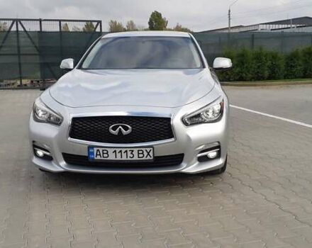 Серый Инфинити Q50, объемом двигателя 3 л и пробегом 86 тыс. км за 16250 $, фото 1 на Automoto.ua