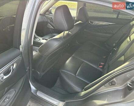 Серый Инфинити Q50, объемом двигателя 3 л и пробегом 118 тыс. км за 22800 $, фото 23 на Automoto.ua