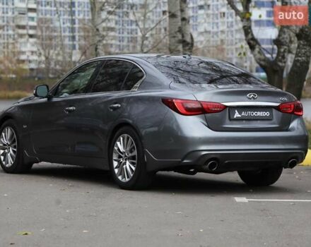 Серый Инфинити Q50, объемом двигателя 2.98 л и пробегом 100 тыс. км за 16500 $, фото 4 на Automoto.ua