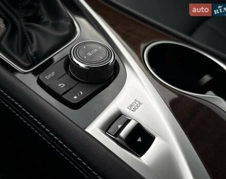 Серый Инфинити Q50, объемом двигателя 3 л и пробегом 170 тыс. км за 16500 $, фото 25 на Automoto.ua