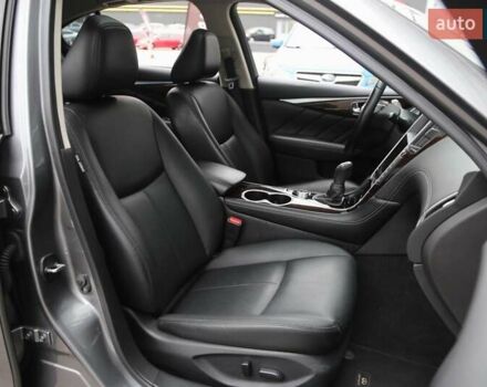 Серый Инфинити Q50, объемом двигателя 2.98 л и пробегом 100 тыс. км за 16500 $, фото 11 на Automoto.ua