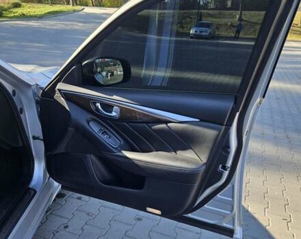 Инфинити Q50 2017 в Деражне на Automoto.ua Серый Инфинити Q50, объемом двигателя 3 л и пробегом 195 тыс. км за 16000 $, фото 4 на Automoto.ua