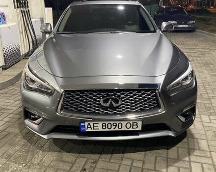 Серый Инфинити Q50, объемом двигателя 2 л и пробегом 145 тыс. км за 19000 $, фото 1 на Automoto.ua