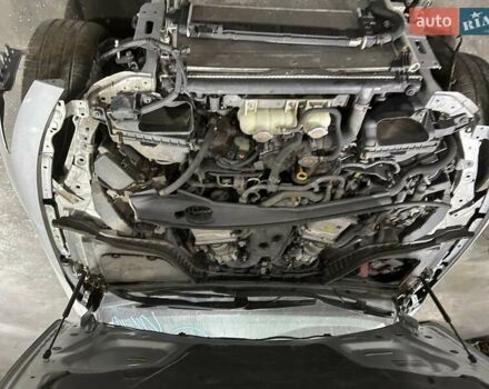 Сірий Інфініті Q50, об'ємом двигуна 3 л та пробігом 130 тис. км за 8500 $, фото 3 на Automoto.ua