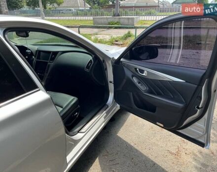 Серый Инфинити Q50, объемом двигателя 1.99 л и пробегом 143 тыс. км за 14799 $, фото 18 на Automoto.ua