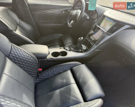 Серый Инфинити Q50, объемом двигателя 3 л и пробегом 85 тыс. км за 22000 $, фото 17 на Automoto.ua