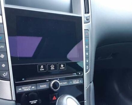 Серый Инфинити Q50, объемом двигателя 3 л и пробегом 86 тыс. км за 16250 $, фото 17 на Automoto.ua