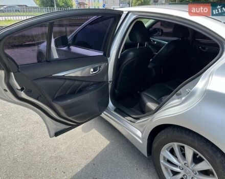 Серый Инфинити Q50, объемом двигателя 1.99 л и пробегом 143 тыс. км за 14799 $, фото 15 на Automoto.ua