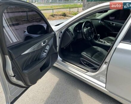 Серый Инфинити Q50, объемом двигателя 1.99 л и пробегом 143 тыс. км за 14799 $, фото 12 на Automoto.ua