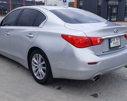 Серый Инфинити Q50, объемом двигателя 3 л и пробегом 86 тыс. км за 16250 $, фото 8 на Automoto.ua