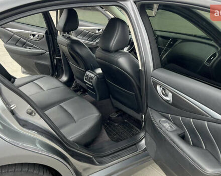 Серый Инфинити Q50, объемом двигателя 1.99 л и пробегом 180 тыс. км за 17700 $, фото 12 на Automoto.ua