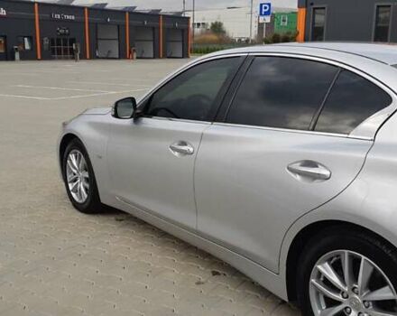 Серый Инфинити Q50, объемом двигателя 3 л и пробегом 86 тыс. км за 16250 $, фото 3 на Automoto.ua