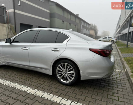 Серый Инфинити Q50, объемом двигателя 3 л и пробегом 54 тыс. км за 16900 $, фото 5 на Automoto.ua