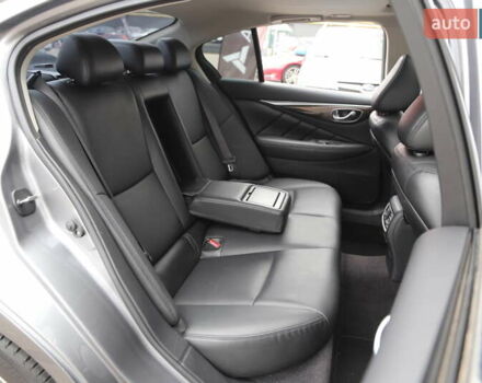 Серый Инфинити Q50, объемом двигателя 2.98 л и пробегом 100 тыс. км за 16500 $, фото 10 на Automoto.ua