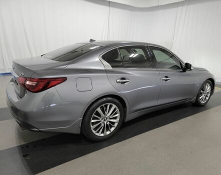 Серый Инфинити Q50, объемом двигателя 3 л и пробегом 80 тыс. км за 16000 $, фото 3 на Automoto.ua