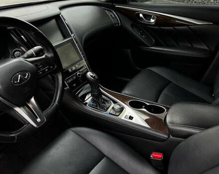 Сірий Інфініті Q50, об'ємом двигуна 3 л та пробігом 148 тис. км за 14500 $, фото 6 на Automoto.ua