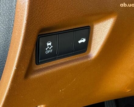 Сірий Інфініті Q50, об'ємом двигуна 3 л та пробігом 64 тис. км за 25490 $, фото 16 на Automoto.ua