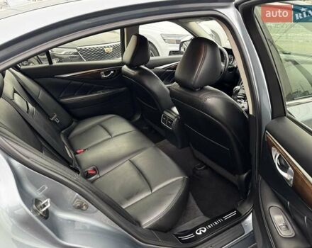 Серый Инфинити Q50, объемом двигателя 3 л и пробегом 73 тыс. км за 18000 $, фото 12 на Automoto.ua