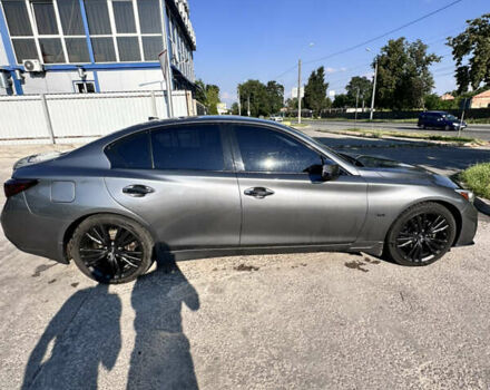 Серый Инфинити Q50, объемом двигателя 3 л и пробегом 105 тыс. км за 18900 $, фото 3 на Automoto.ua