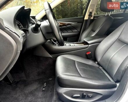 Сірий Інфініті Q50, об'ємом двигуна 3 л та пробігом 72 тис. км за 17400 $, фото 11 на Automoto.ua