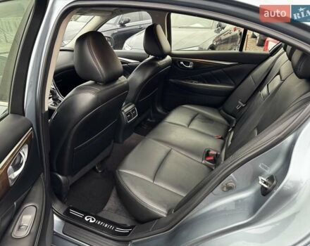 Серый Инфинити Q50, объемом двигателя 3 л и пробегом 73 тыс. км за 18000 $, фото 11 на Automoto.ua