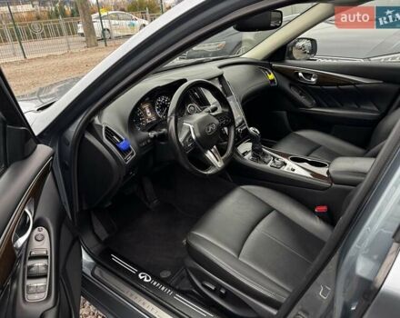 Серый Инфинити Q50, объемом двигателя 3 л и пробегом 73 тыс. км за 18000 $, фото 10 на Automoto.ua