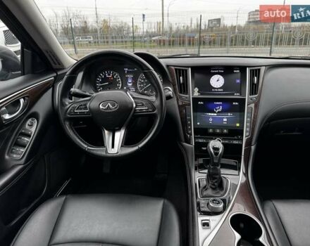 Серый Инфинити Q50, объемом двигателя 3 л и пробегом 73 тыс. км за 18000 $, фото 16 на Automoto.ua