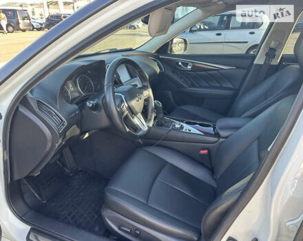 Серый Инфинити Q50, объемом двигателя 3 л и пробегом 111 тыс. км за 17500 $, фото 10 на Automoto.ua