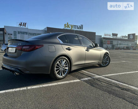 Серый Инфинити Q50, объемом двигателя 3 л и пробегом 111 тыс. км за 17500 $, фото 2 на Automoto.ua