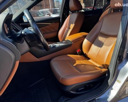 Сірий Інфініті Q50, об'ємом двигуна 3 л та пробігом 64 тис. км за 25490 $, фото 17 на Automoto.ua