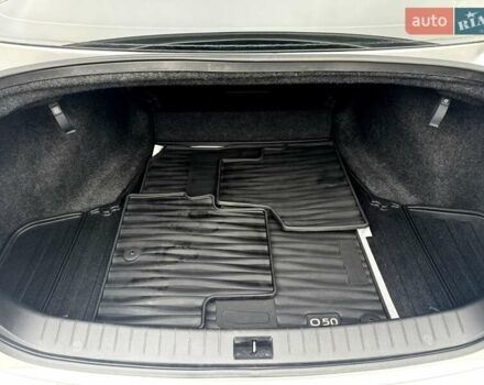 Сірий Інфініті Q50, об'ємом двигуна 3 л та пробігом 72 тис. км за 17400 $, фото 13 на Automoto.ua