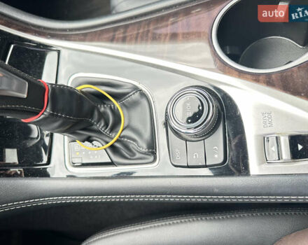 Серый Инфинити Q50, объемом двигателя 3 л и пробегом 100 тыс. км за 14800 $, фото 13 на Automoto.ua