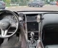 Сірий Інфініті Q50, об'ємом двигуна 3 л та пробігом 129 тис. км за 18500 $, фото 4 на Automoto.ua