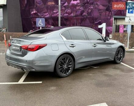 Серый Инфинити Q50, объемом двигателя 3 л и пробегом 133 тыс. км за 18490 $, фото 5 на Automoto.ua