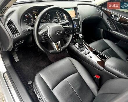 Сірий Інфініті Q50, об'ємом двигуна 3 л та пробігом 72 тис. км за 17400 $, фото 10 на Automoto.ua