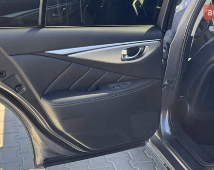 Серый Инфинити Q50, объемом двигателя 3 л и пробегом 24 тыс. км за 20000 $, фото 34 на Automoto.ua