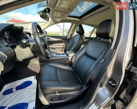 Серый Инфинити Q50, объемом двигателя 3 л и пробегом 74 тыс. км за 15900 $, фото 11 на Automoto.ua