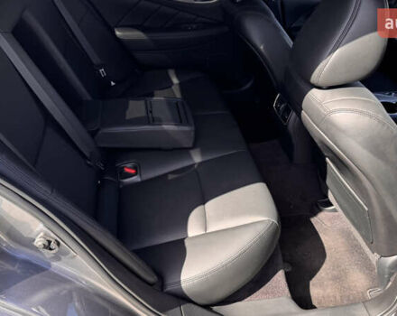 Серый Инфинити Q50, объемом двигателя 3 л и пробегом 24 тыс. км за 20000 $, фото 41 на Automoto.ua